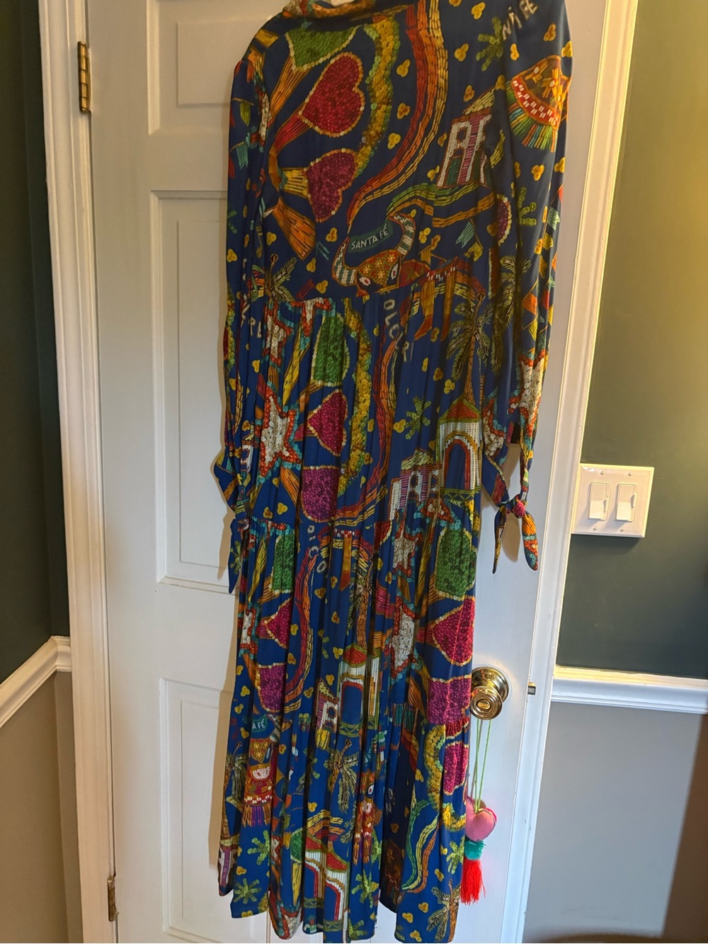 FARM Rio Vibrant Blue Print V-Neck Dress - Picture 3 of 4